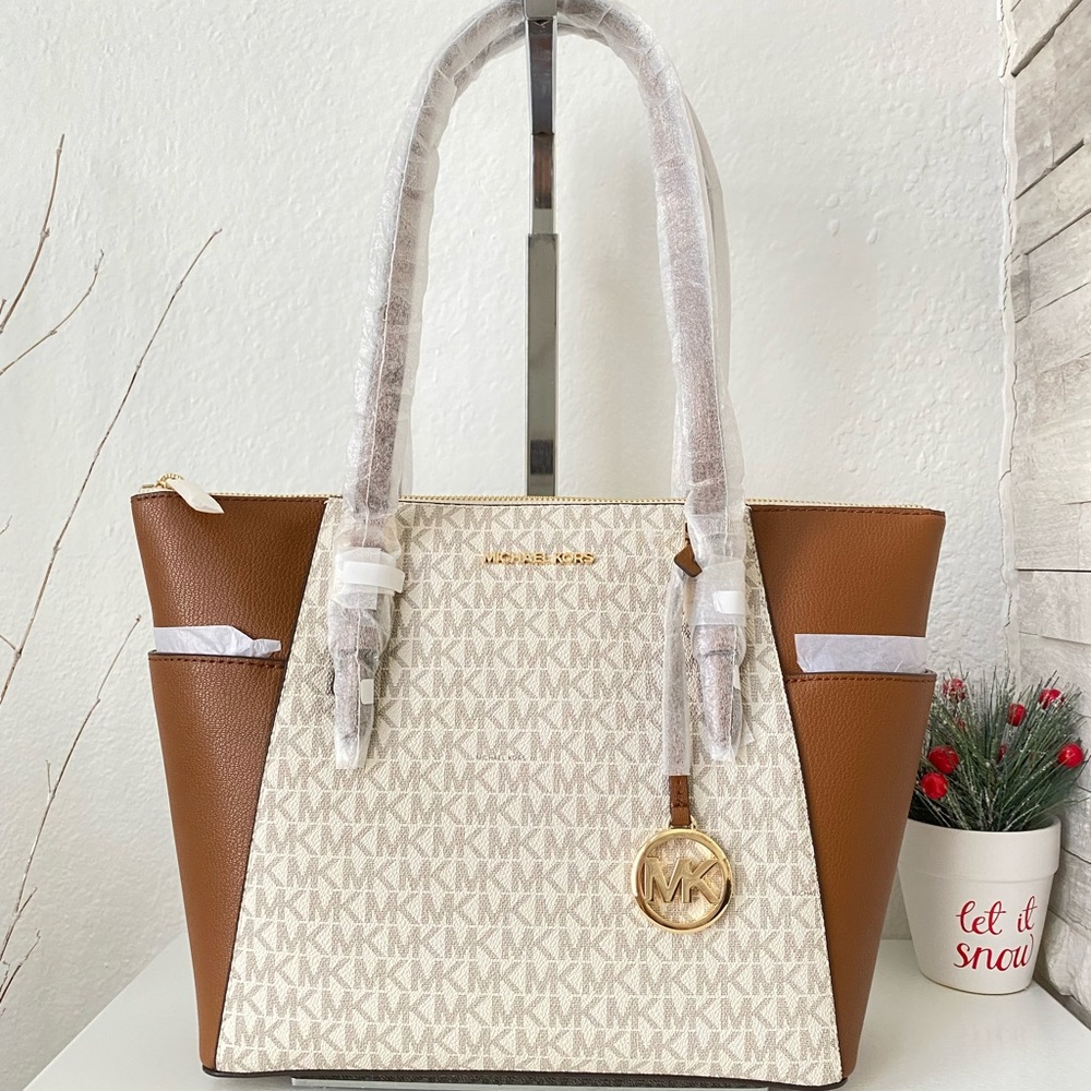 Michael Kors Charlotte Tote shoulder